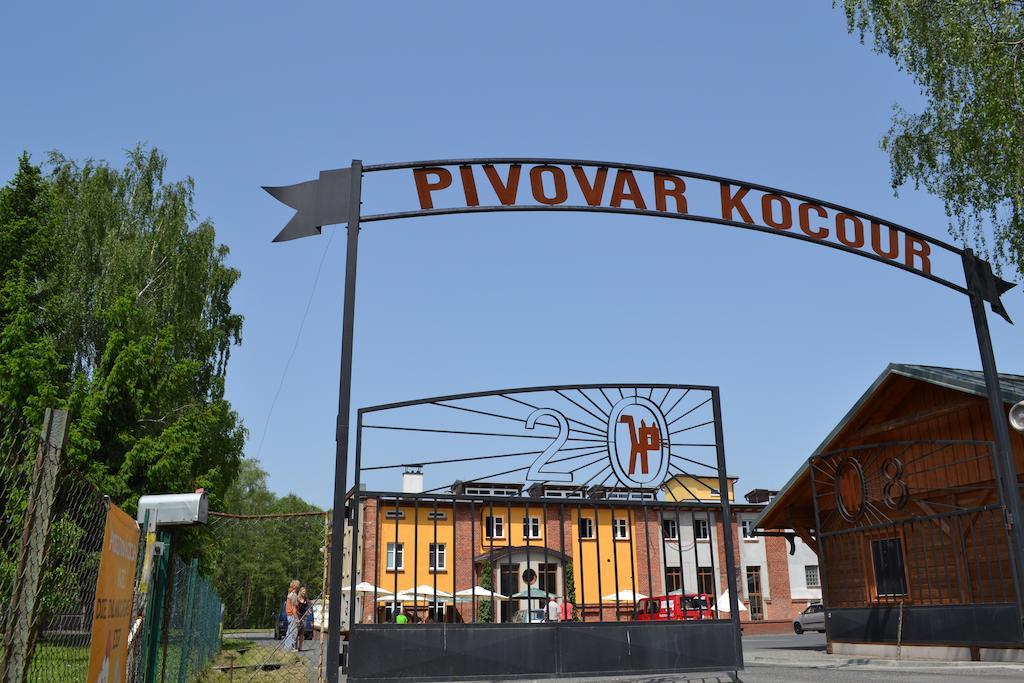 Pivovar Kocour วาร์นสดอร์ฟ ภายนอก รูปภาพ